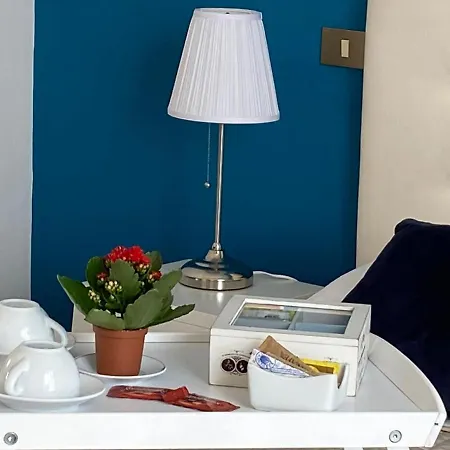 Apartment In The Center Terrasini